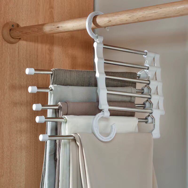 ClosetMate™ – Tu mejor aliado para un armario siempre ordenado.